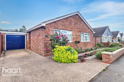 Linslade Road, Leighton buzzard 2 bed detached bungalow for sale