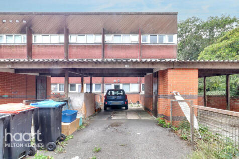 Woolmans, Milton Keynes 3 bed terraced house for sale