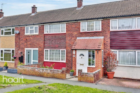 Forfar Drive, Milton Keynes 3 bed terraced house for sale