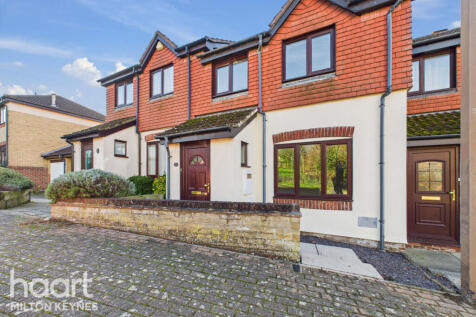 Shepperds Green, Milton Keynes 3 bed terraced house for sale