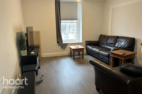 Hocker Hill Street, Chepstow 2 bed apartment for sale