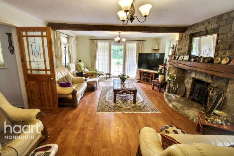 Raglan, Usk 4 bed detached house for sale