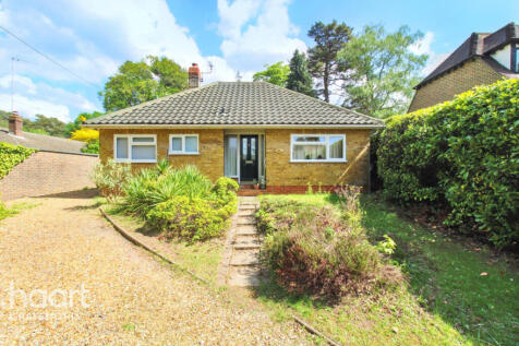 Carlton Road, Headley Down 3 bed detached bungalow for sale