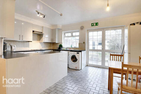 Mansell Road, Greenford 5 bed terraced house for sale
