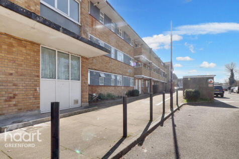 Lady Margaret Road, Southall 2 bed apartment for sale