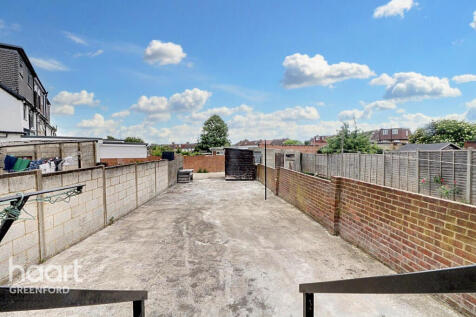 Allenby Road, Southall 3 bed terraced house for sale