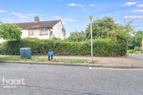 2 bedroom semi-detached house for sale