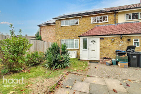 Waterhouse Moor, Harlow 4 bed end of terrace house for sale