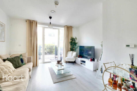 Carnation Gardens, Hayes 1 bed apartment for sale