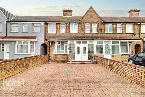 3 bedroom terraced house for sale