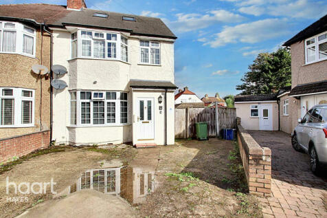 5 bedroom semi-detached house for sale