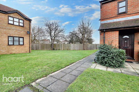 1 bedroom end of terrace house for sale
