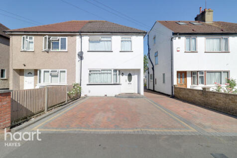 4 bedroom semi-detached house for sale