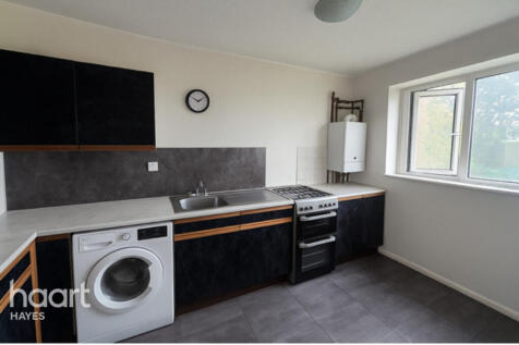 Gade Close, Hayes 1 bed flat for sale