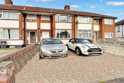 Stanford Road, Luton 3 bed terraced house for sale