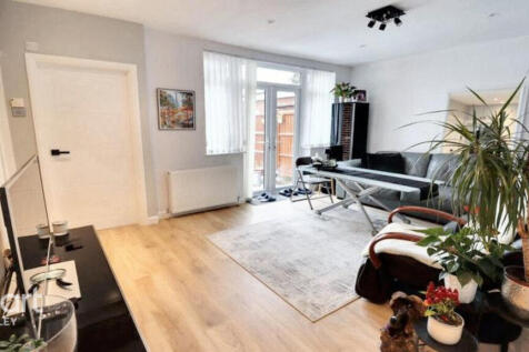 5 bedroom bungalow for sale