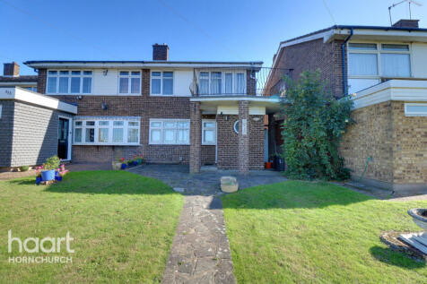 Upper Rainham Road, Hornchurch 4 bed semi