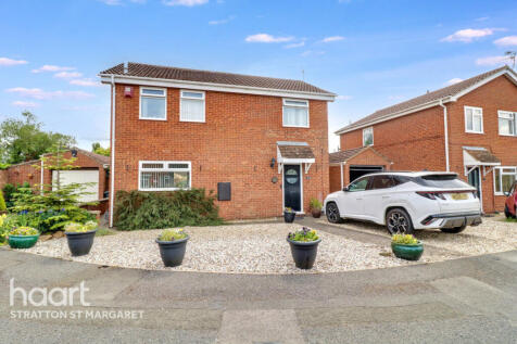 Barrowby Gate, Swindon 3 bed detached house for sale
