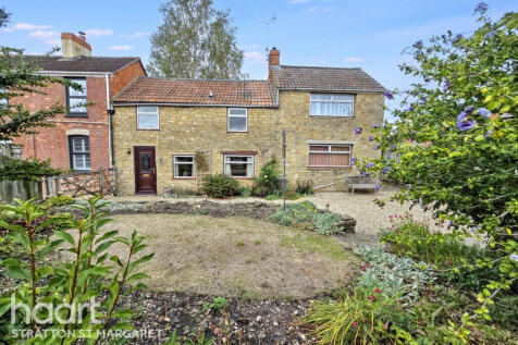Ermin Street, Swindon 2 bed cottage for sale