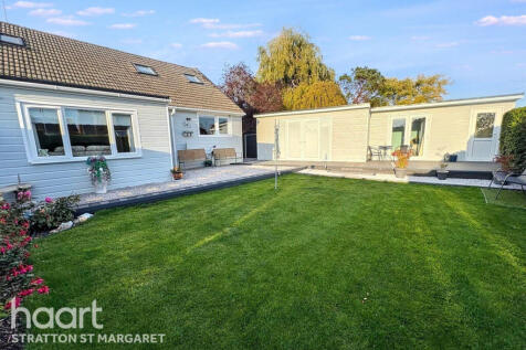 Hackleton Rise, Swindon 3 bed bungalow for sale