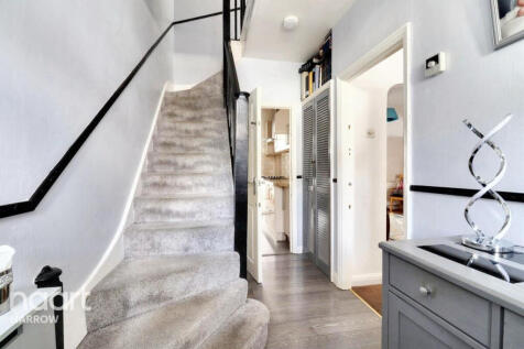 Radcliffe Road, Harrow 4 bed terraced house for sale