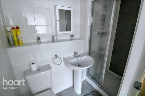 Farnsby Street, Swindon Studio for sale