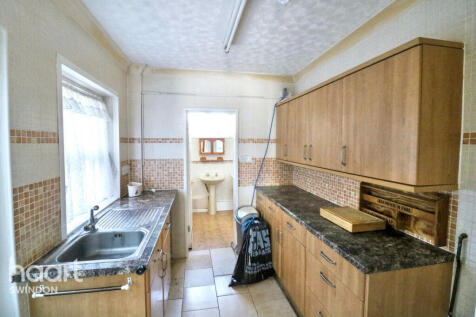 Radnor Street, Swindon 3 bed terraced house for sale