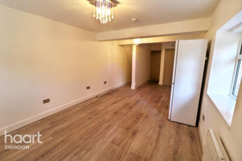 Milton Road, Swindon 8 bed block of apartments for sale