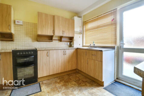 Abbey View Road, Swindon 3 bed end of terrace house for sale