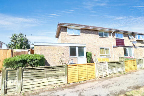 Bailiffs Piece, SWINDON 3 bed end of terrace house for sale