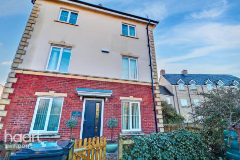 White Eagle Road, Swindon 4 bed detached house for sale