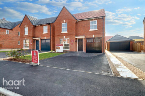The Alford, Hugglescote 3 bed detached house for sale