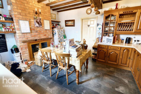 Lea Close, Leicester 3 bed end of terrace house for sale