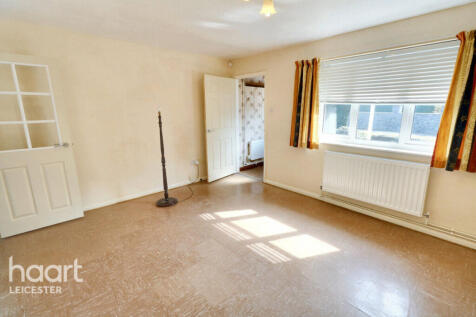 Winterton Close, Leicester 2 bed detached bungalow for sale