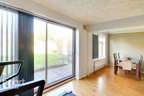 St Marys Avenue, Leicester 3 bed detached house for sale
