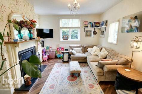 Thurcaston Road, Leicester 3 bed cottage for sale