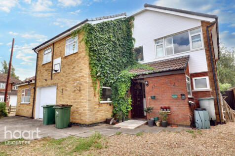 Brocks Hill Drive, Leicester 4 bed detached house for sale