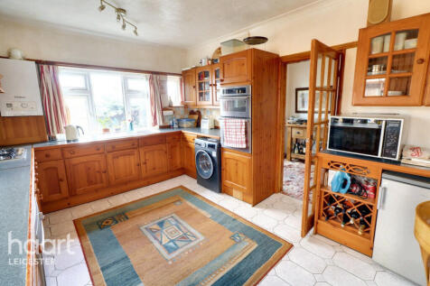 Somerby Road, Leicester 4 bed detached bungalow for sale