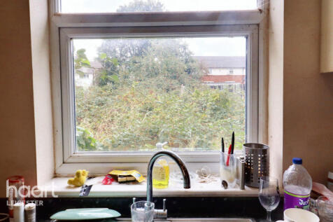 Dunstall Avenue, Leicester 2 bed terraced house for sale