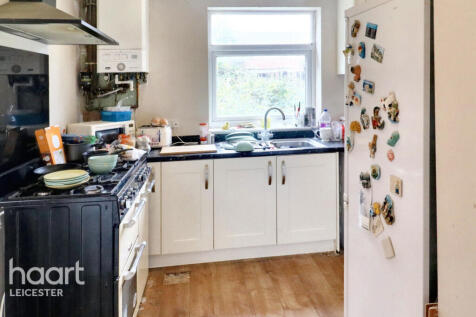 Dunstall Avenue, Leicester 2 bed terraced house for sale