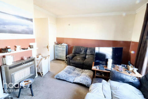 Keightley Road, Leicester 3 bed terraced house for sale