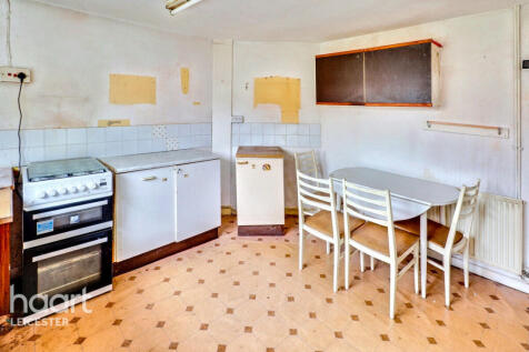 Hollow Road, Leicester 3 bed terraced house for sale