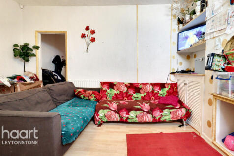 High Road Leytonstone, Leytonstone 1 bed flat for sale