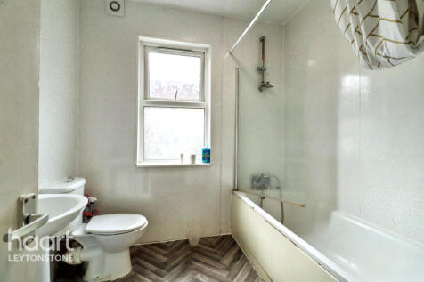 Lea Bridge Road, London 2 bed flat for sale