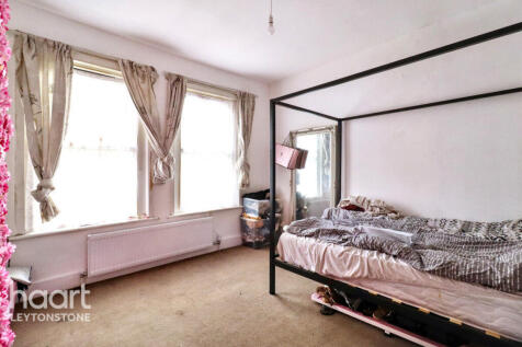 Lea Bridge Road, London 2 bed flat for sale