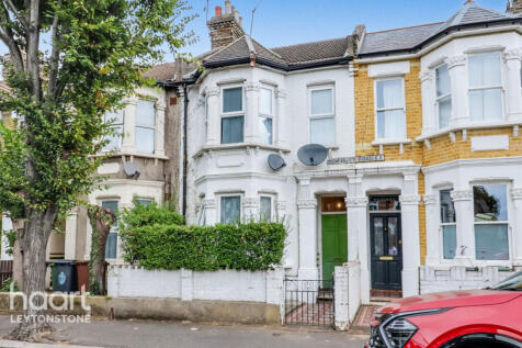 Kimberley Road, London 3 bed terraced house for sale