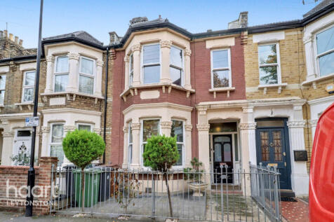 Chertsey Road, London 4 bed terraced house for sale