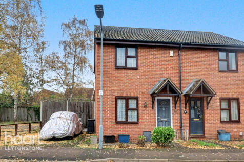 2 bedroom semi-detached house for sale