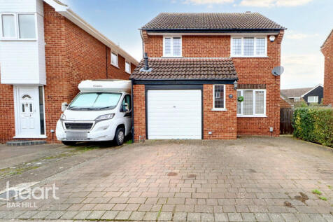 The Brambles, Bar Hill. 3 bed detached house for sale