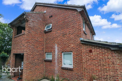 Little Meadow, Cambridge 1 bed maisonette for sale